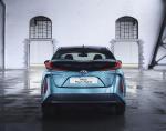 Toyota Prius Plug-in Hybrid 2016 года